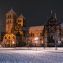 St.-Paulus-Dom vom Domplatz aus im Winter